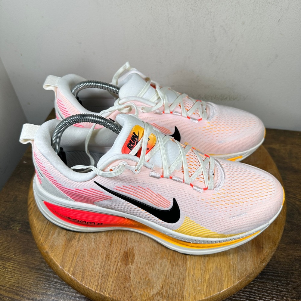 Nike Air Zoom Vomero 18 Womens Pink Orange Running Shoes HM6804-100 Size 12